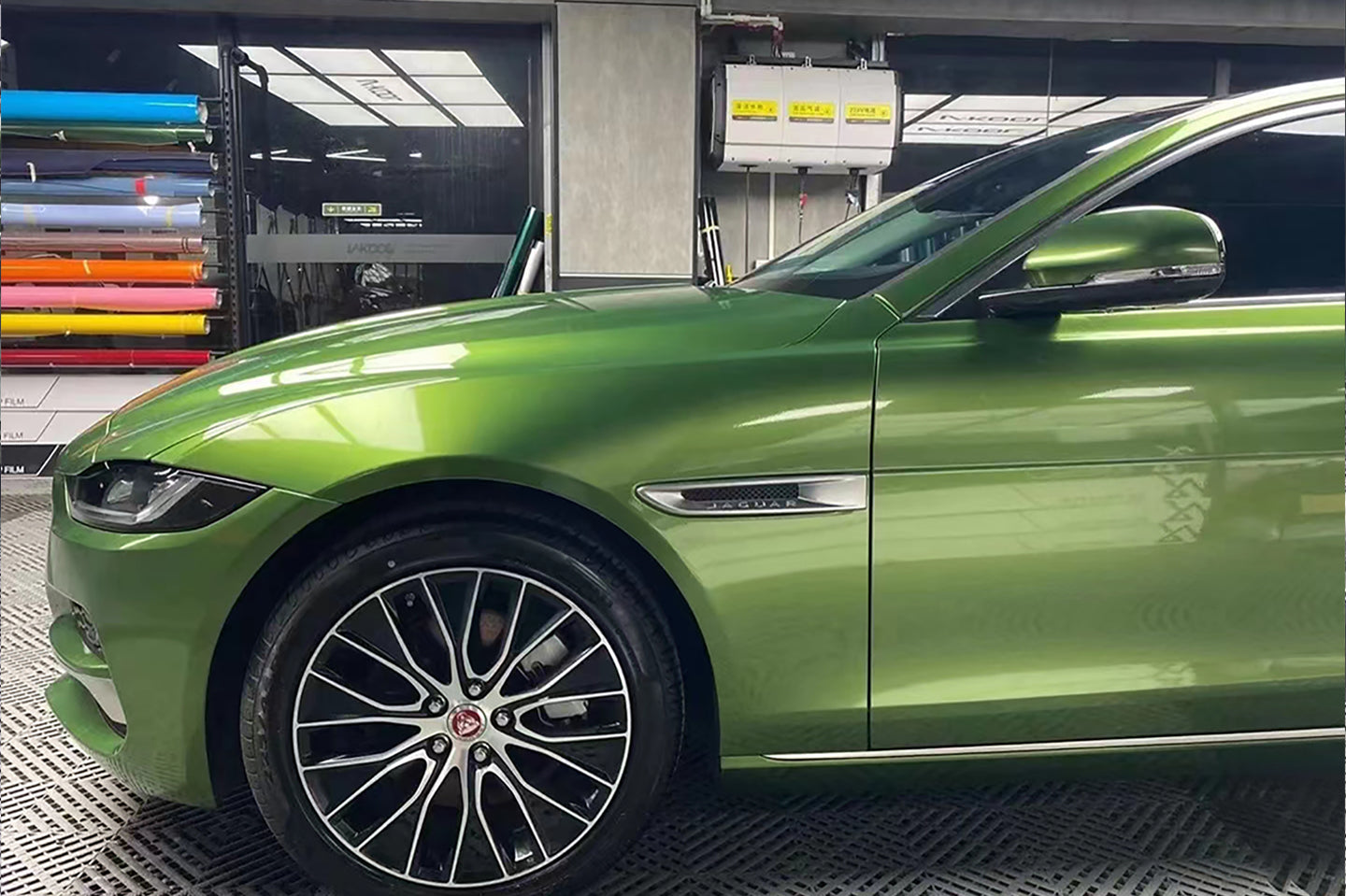 Metallic Mamba Green