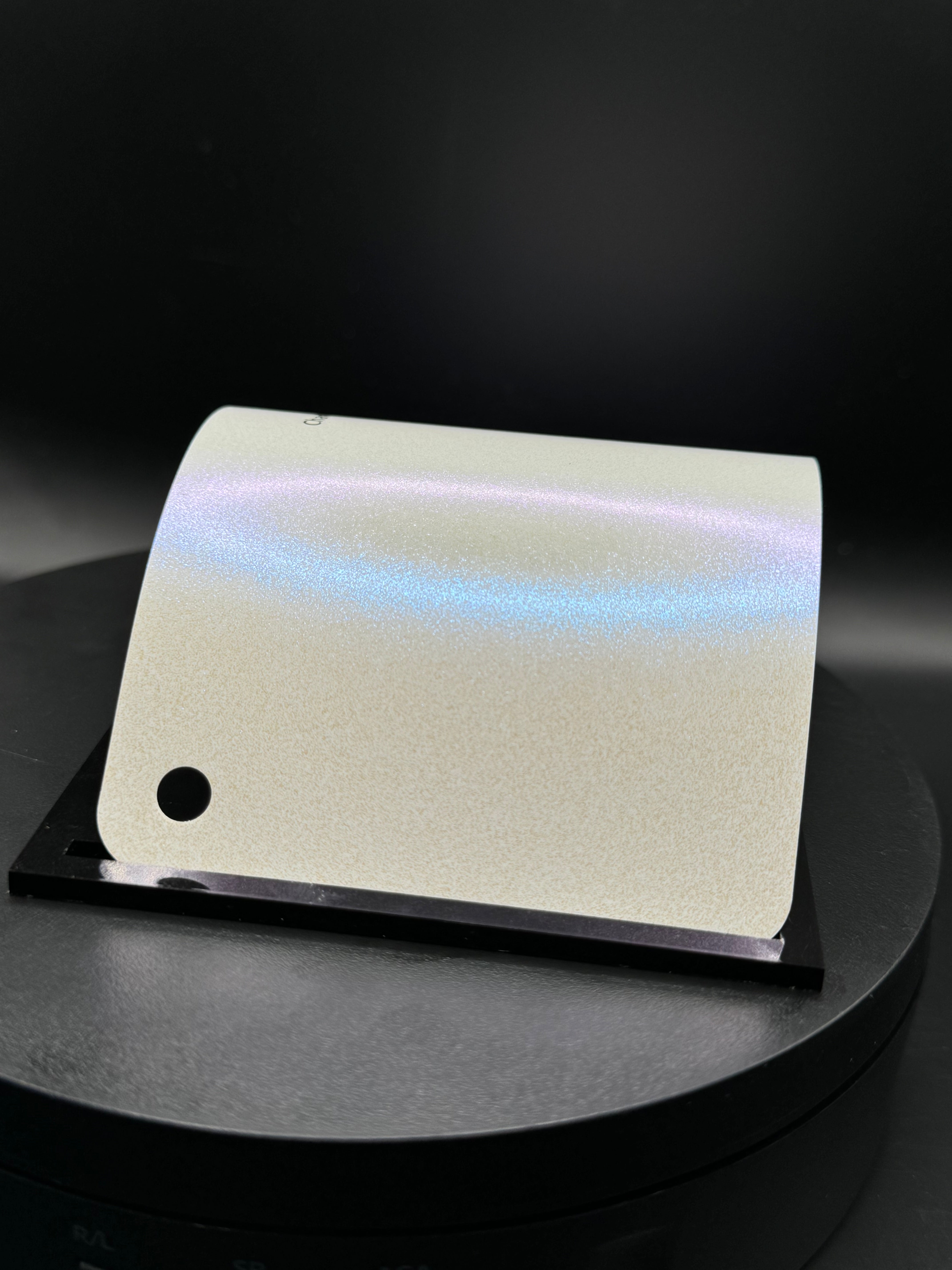 Chameleon White Turn Blue Metallic