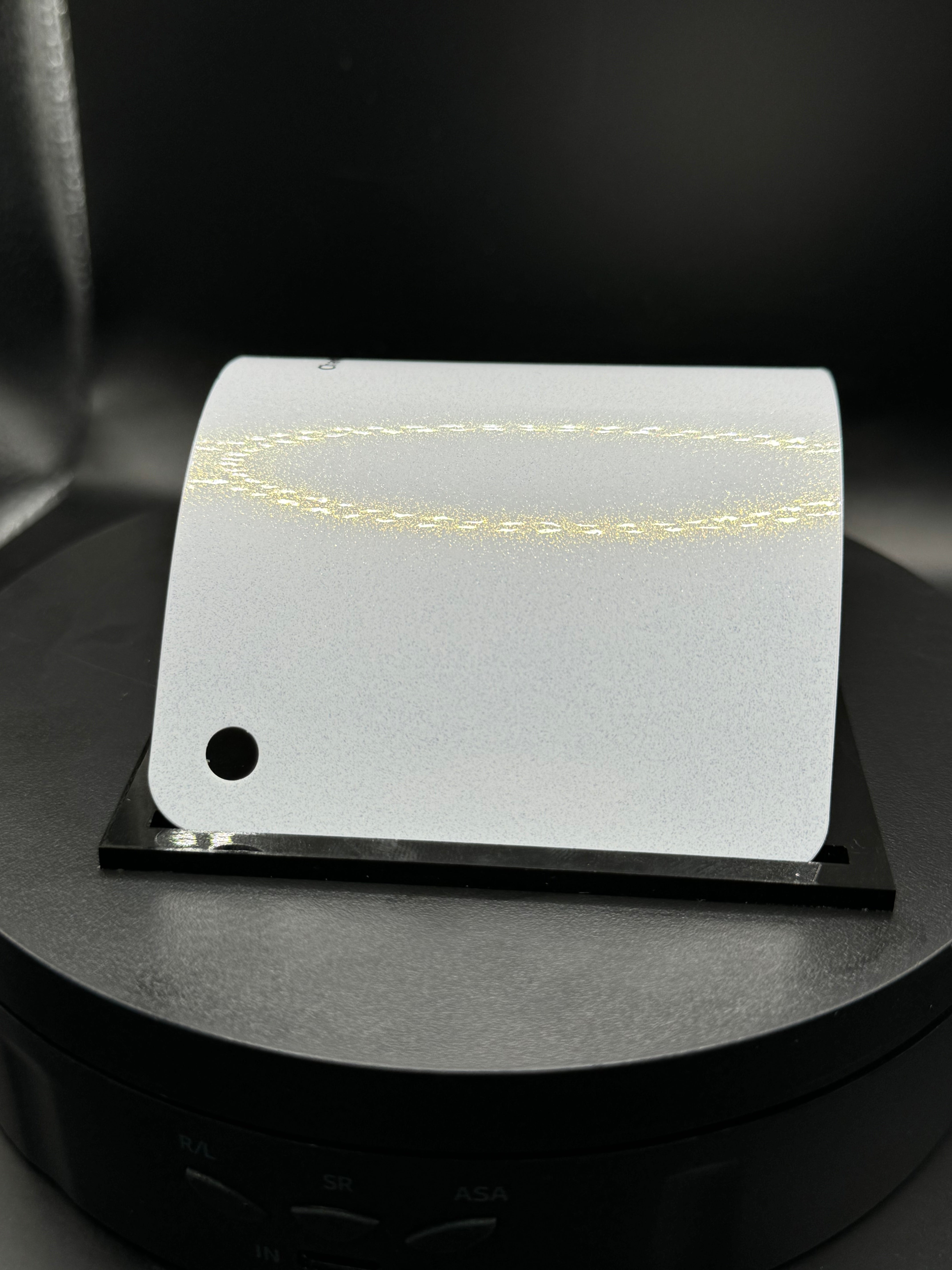 Chameleon White Turn Gold Metallic