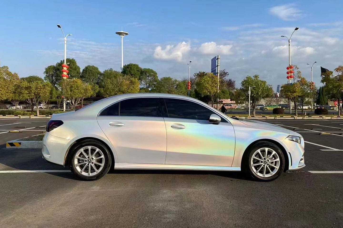 Laser White Gloss Iridescent