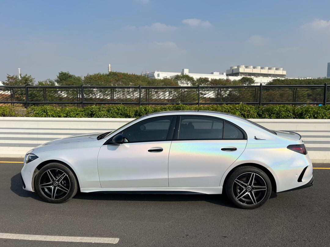 Laser White Matte Iridescent