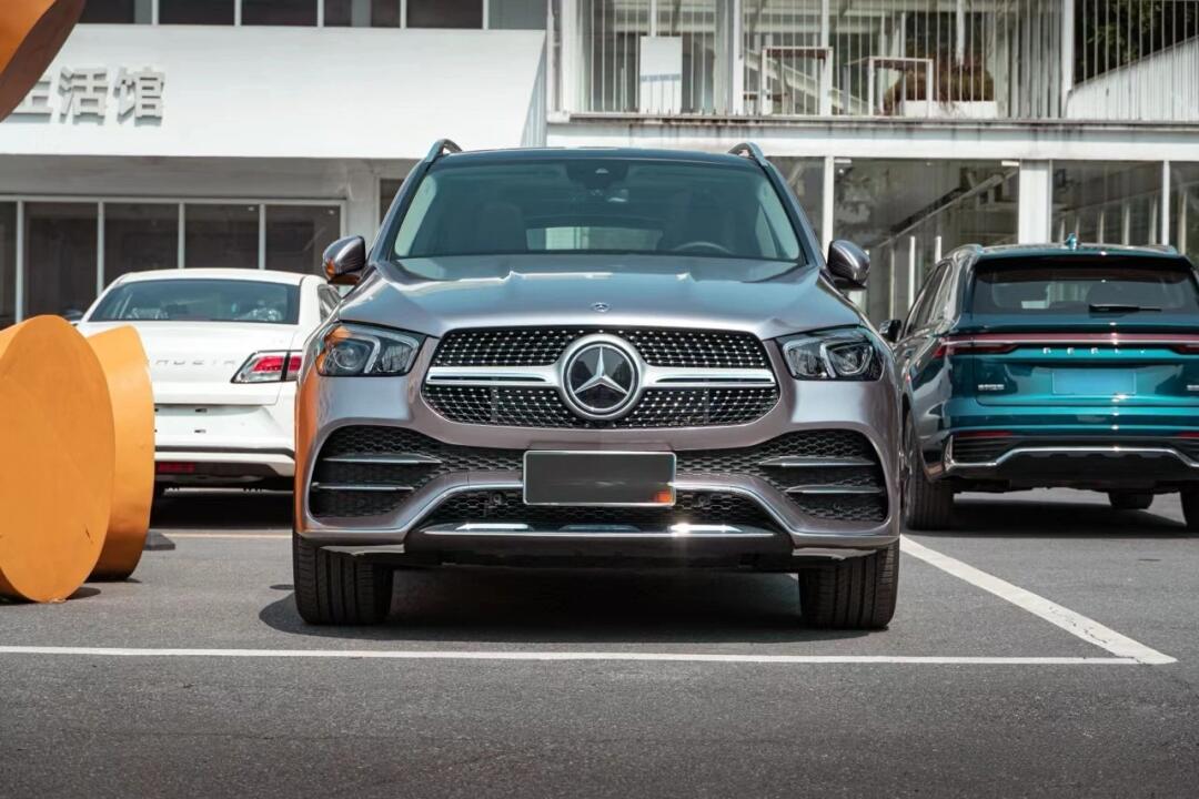 Metallic Battle Grey