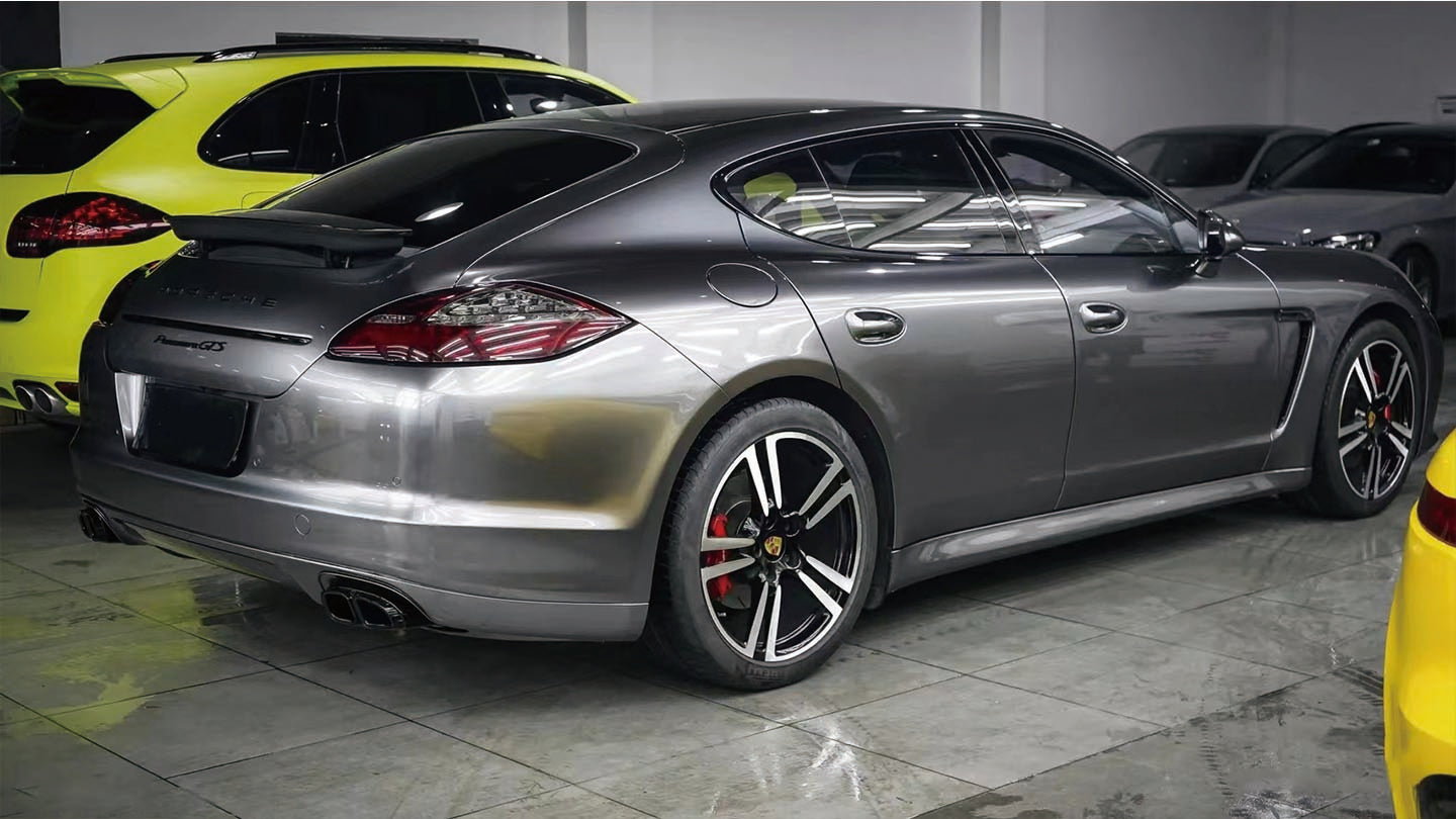 Metallic Smoke Grey