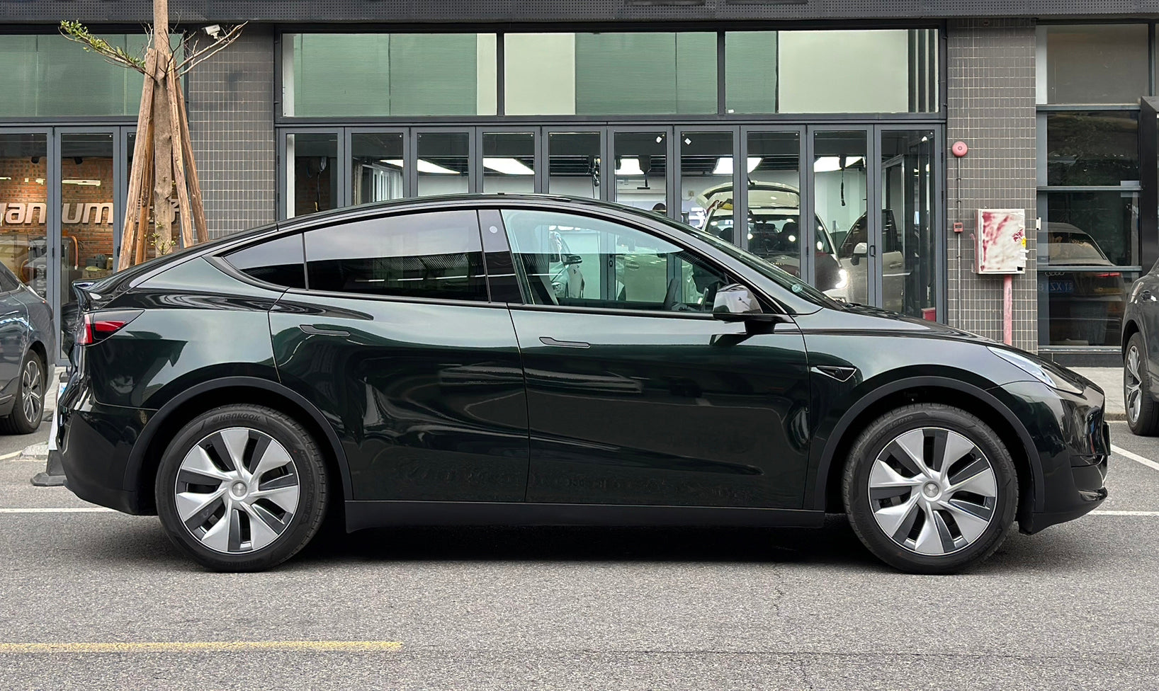 Metallic Deep Emerald Green