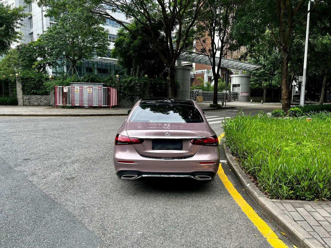 Metallic Ice Berry Pink