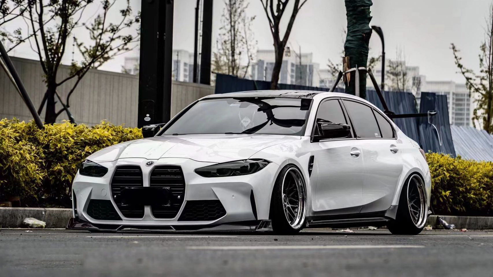 Gloss White