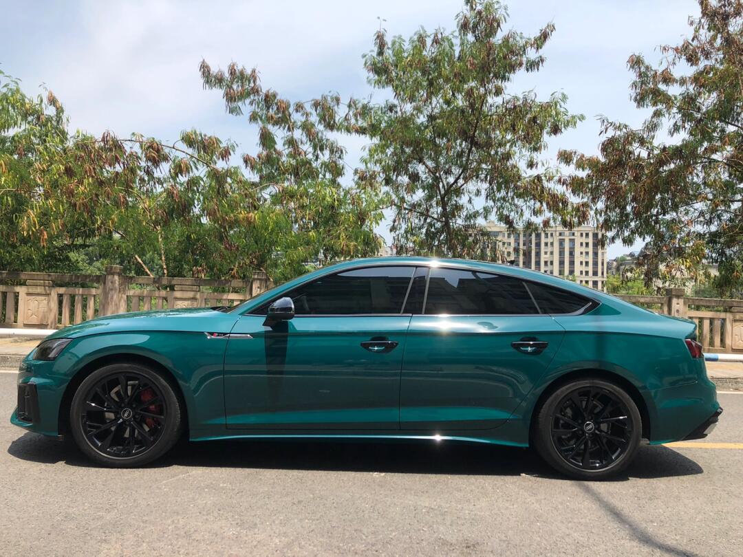 Audi Hell Green