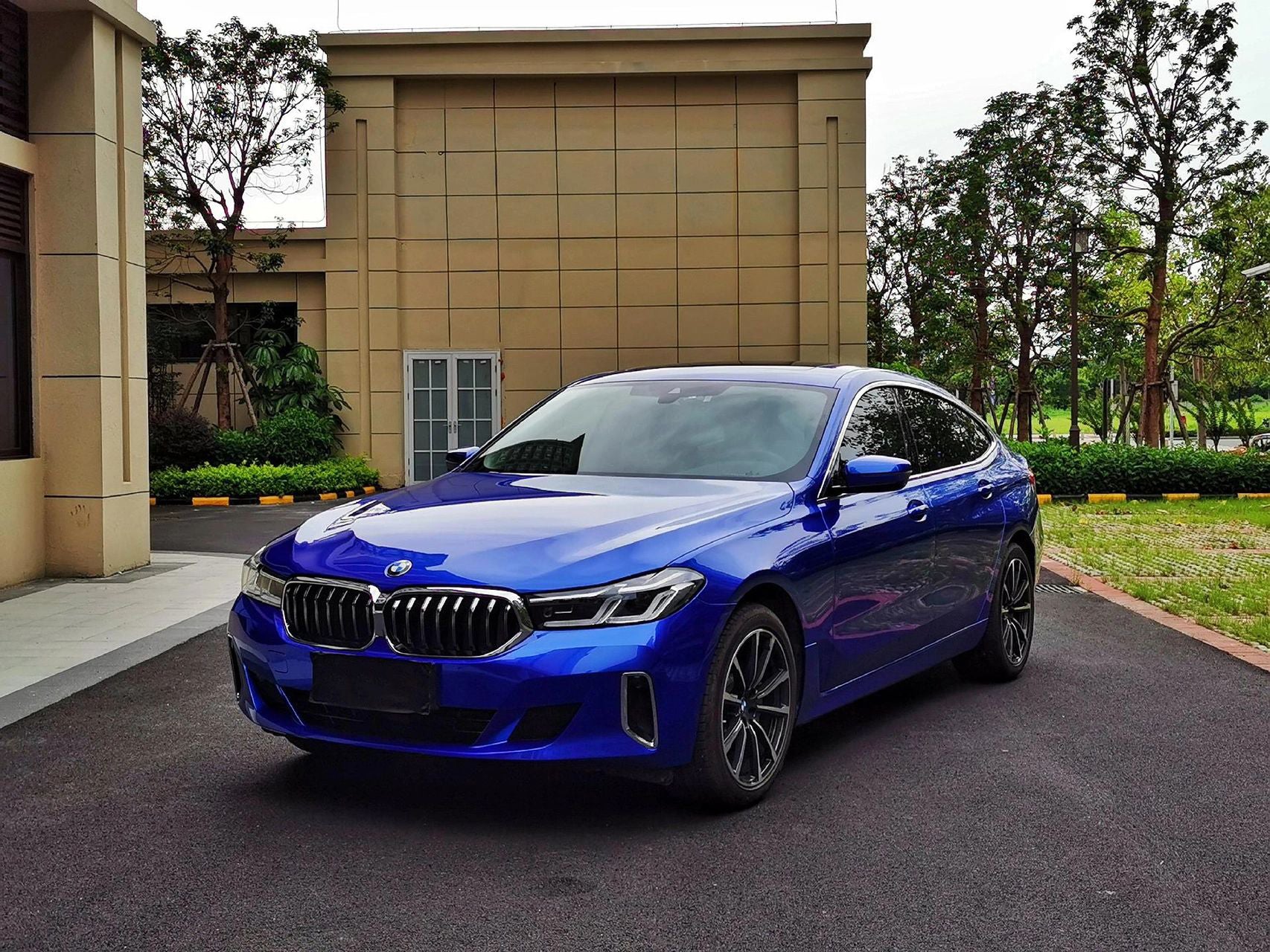 BMW Portimao Blue Metallic