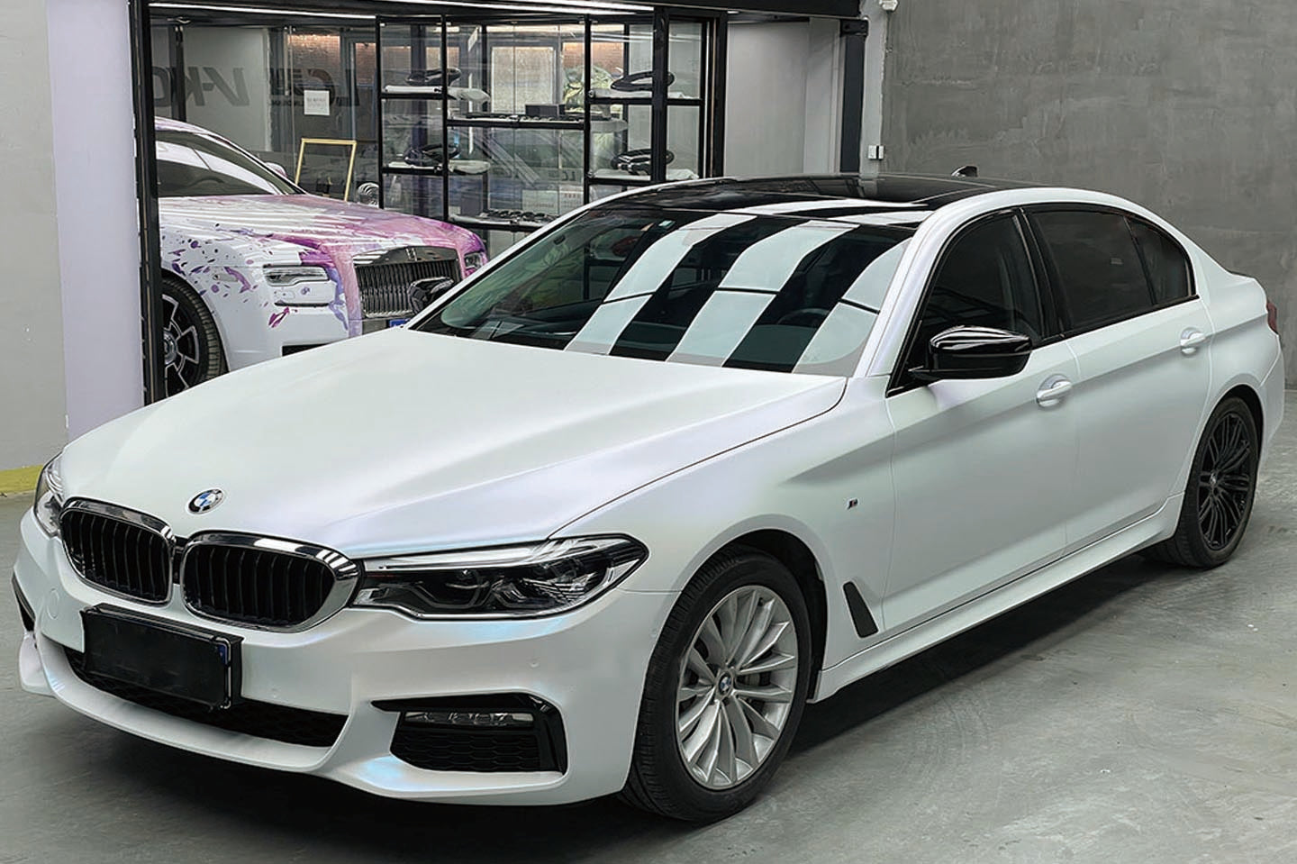 Chameleon White Turn Blue Metallic