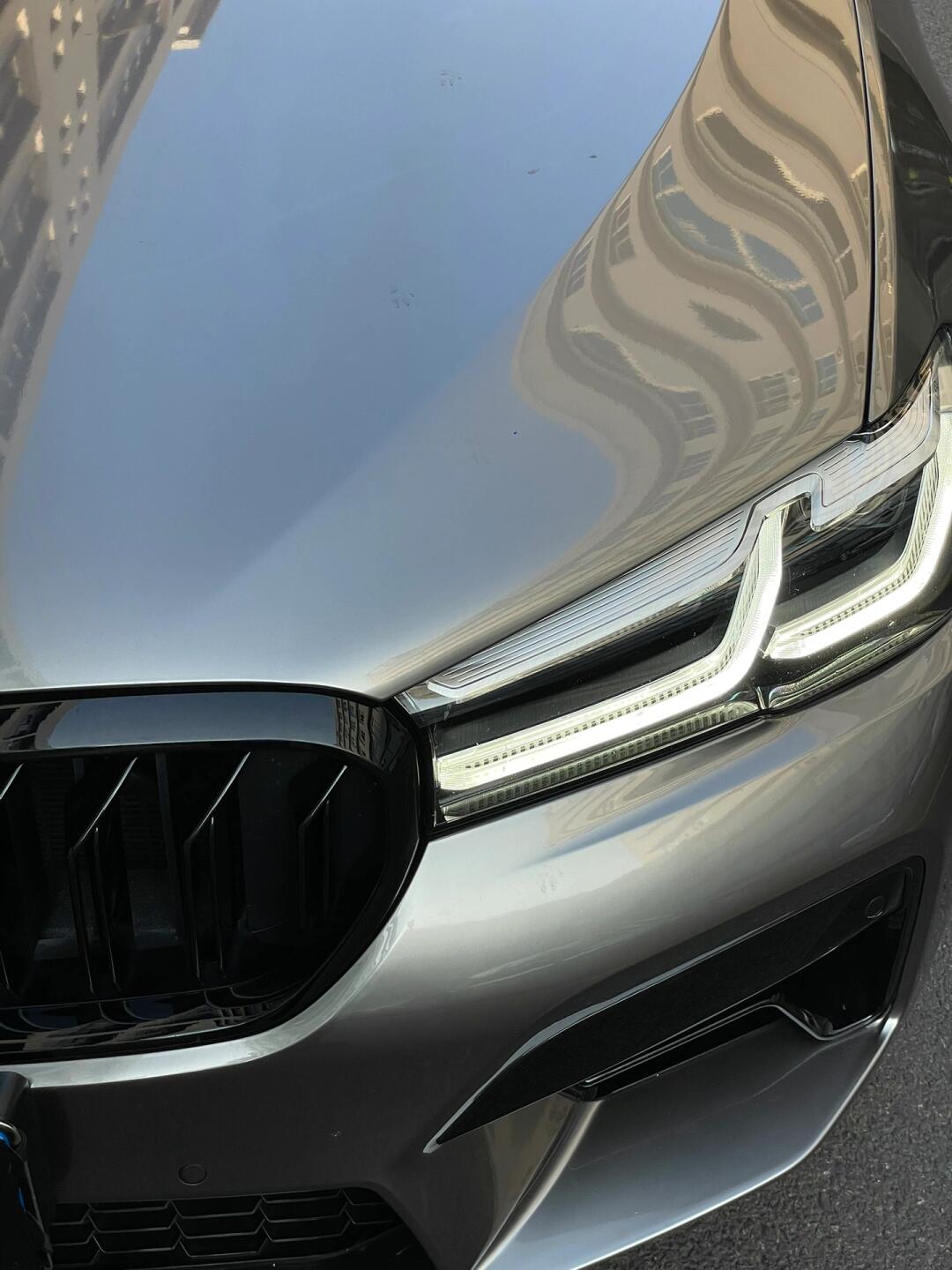 Liquid Metal SIlver (Dark)