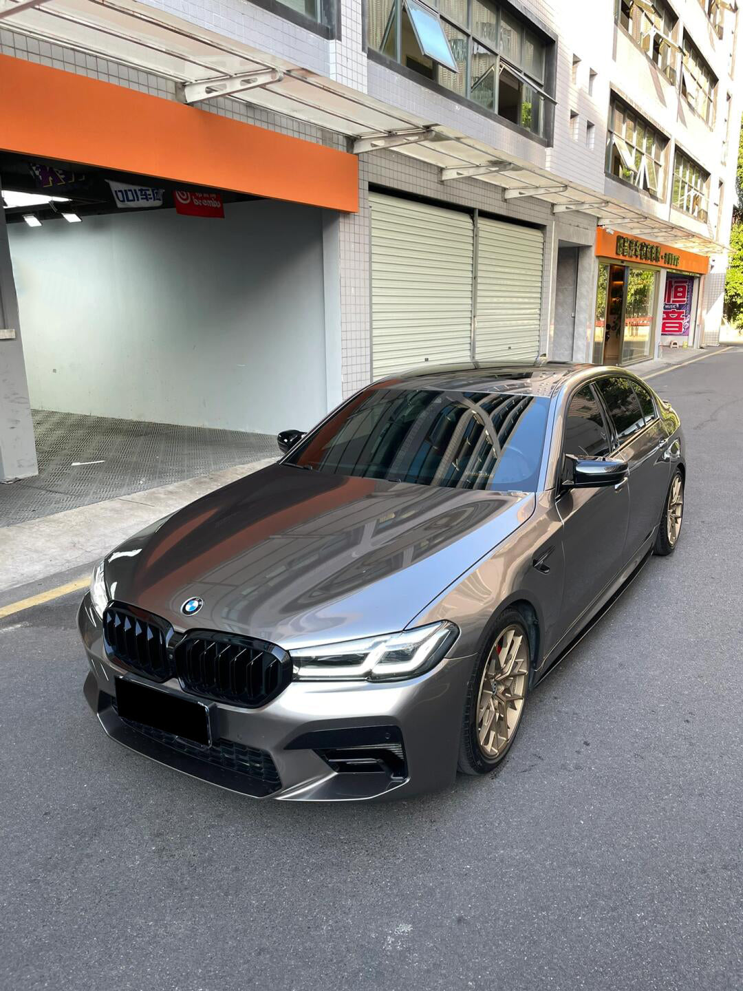 Liquid Metal SIlver (Dark)