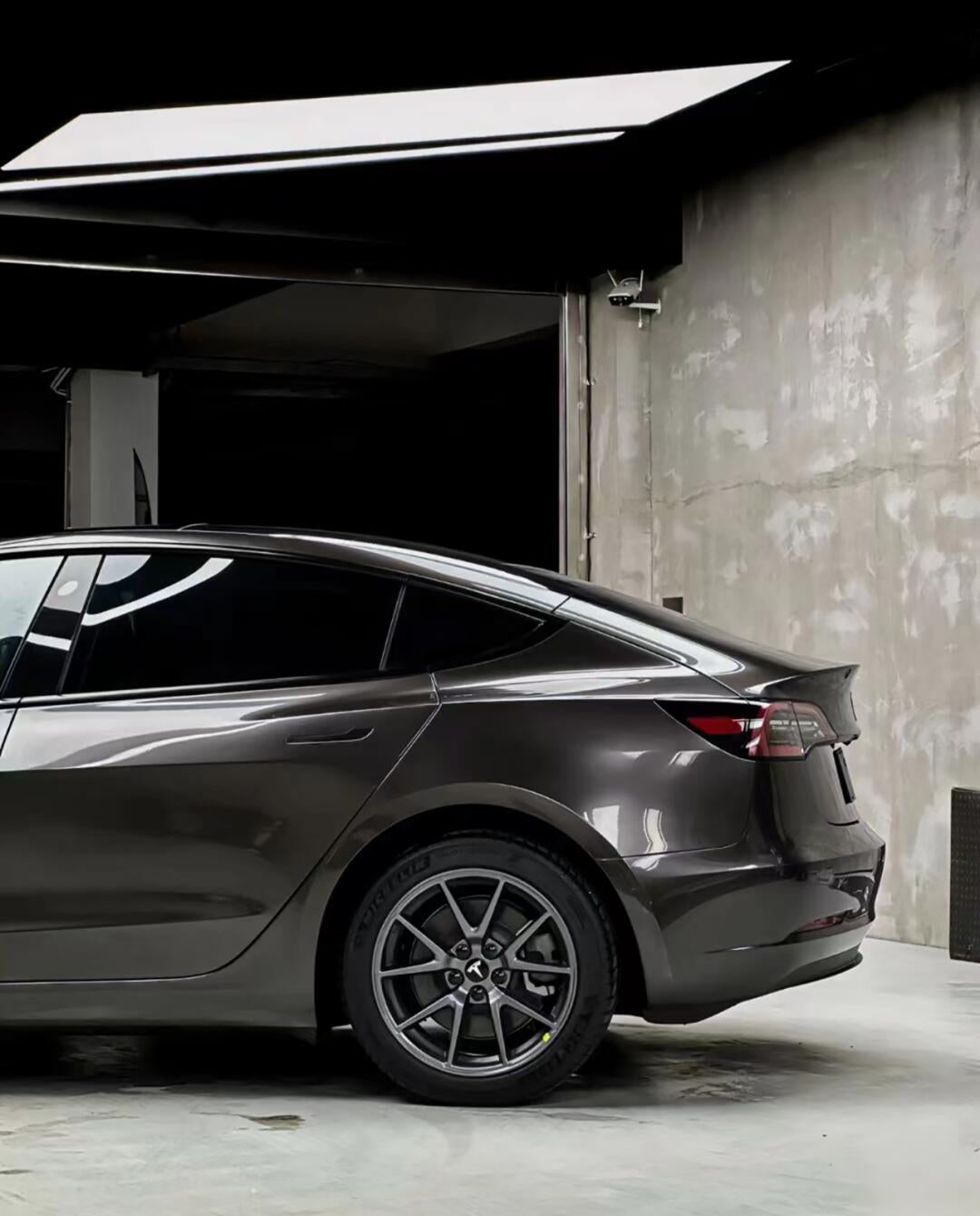 Liquid Metal Tungsten Steel