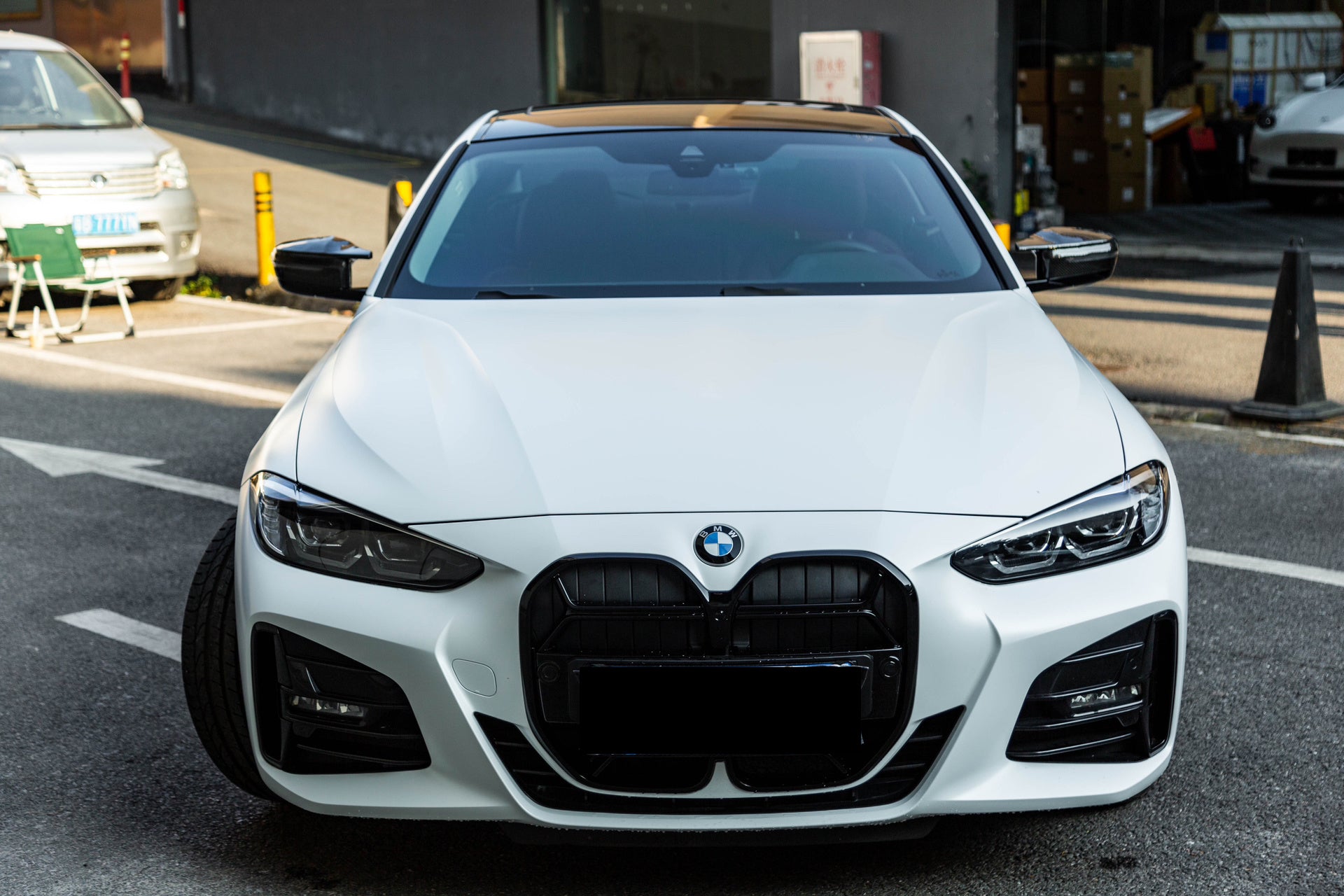 Heavy Metal White