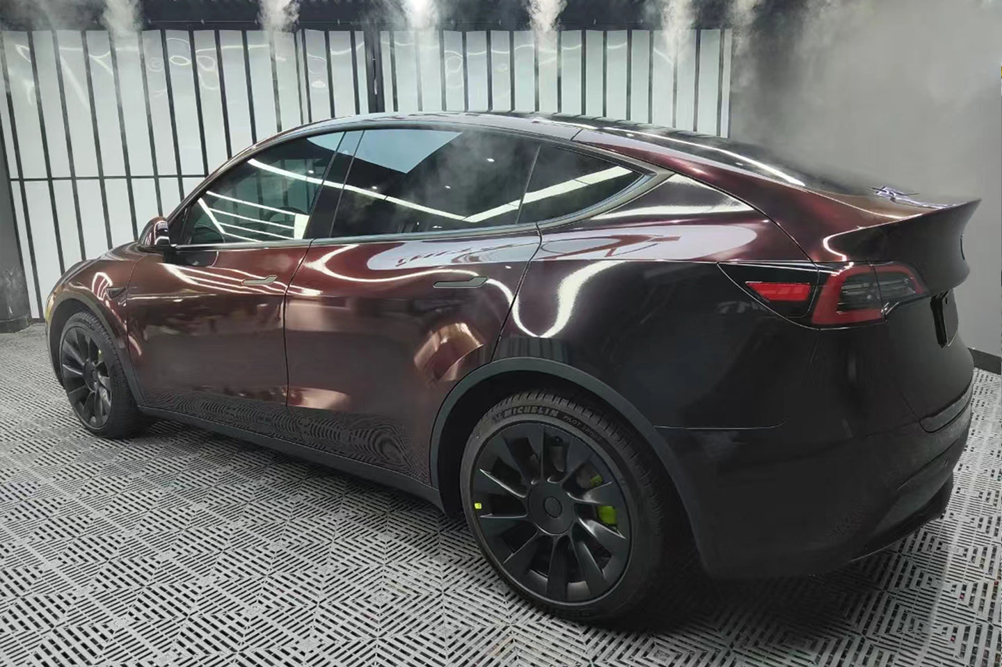 Starlight Black Turn Red Metallic
