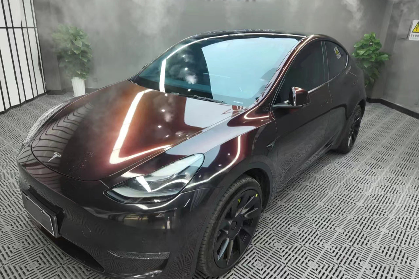 Starlight Black Turn Red Metallic