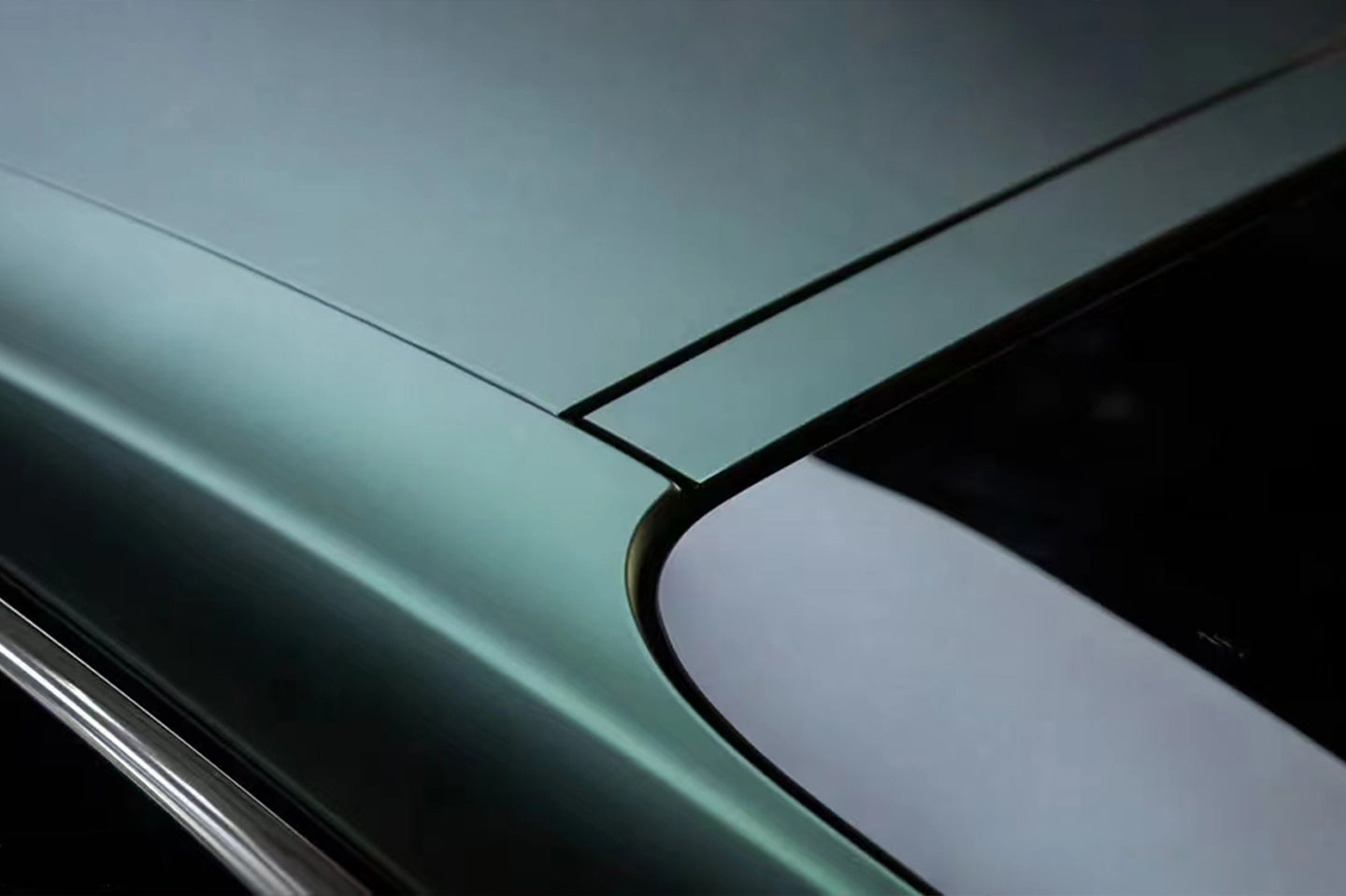 Ghost Metal Blackish Green
