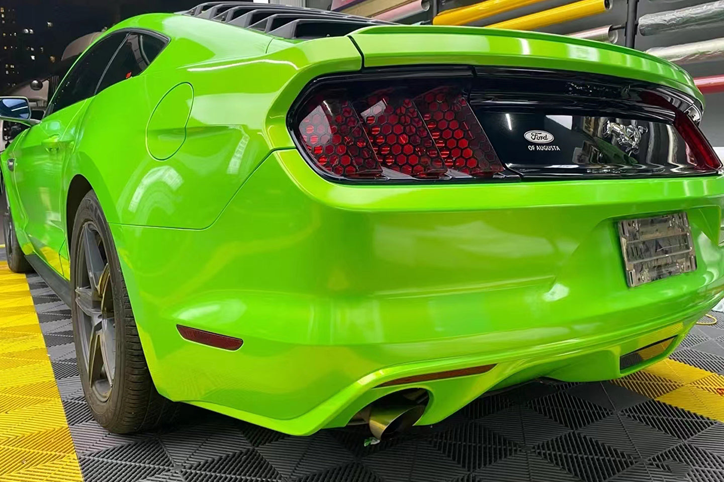 Apple Green Metallic