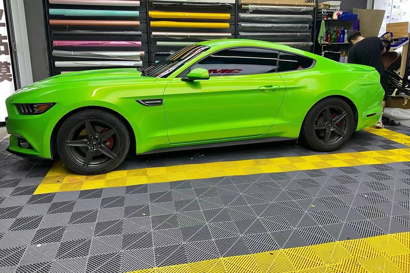 Apple Green Metallic