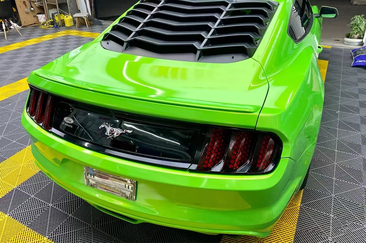 Apple Green Metallic