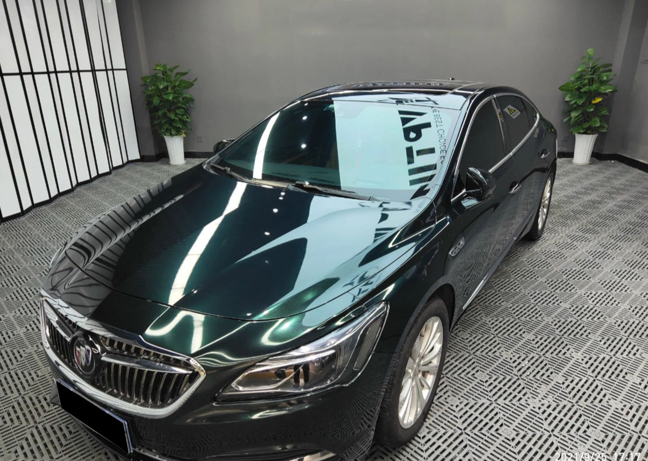 Pearlescent Blackish Green