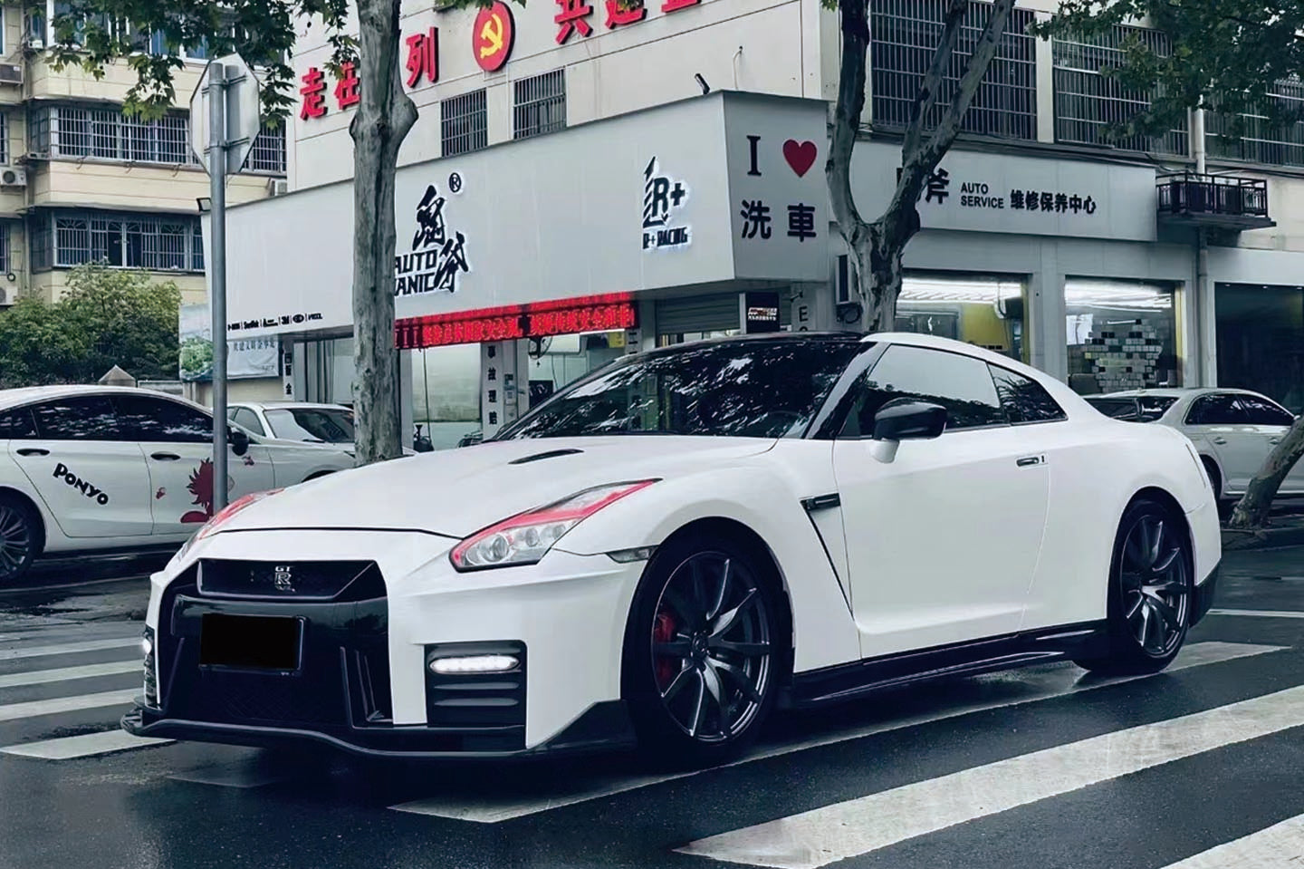 Electro Optic Metallic White
