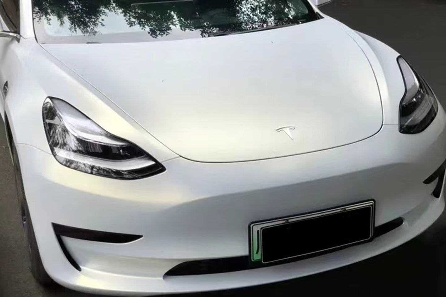 Ceramic White Turn Gold