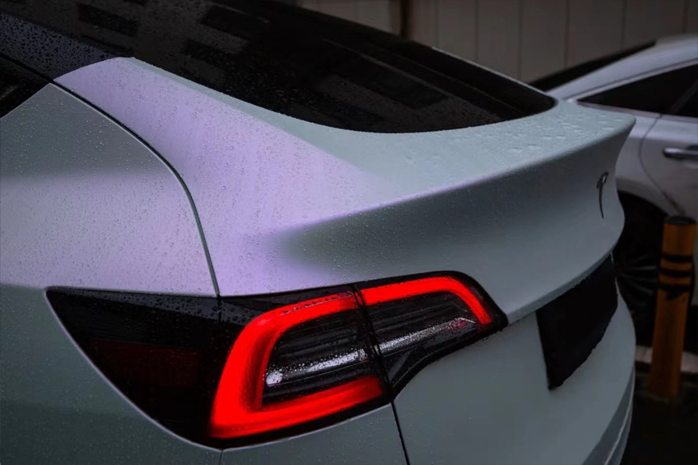 Ceramic White Turns Purple