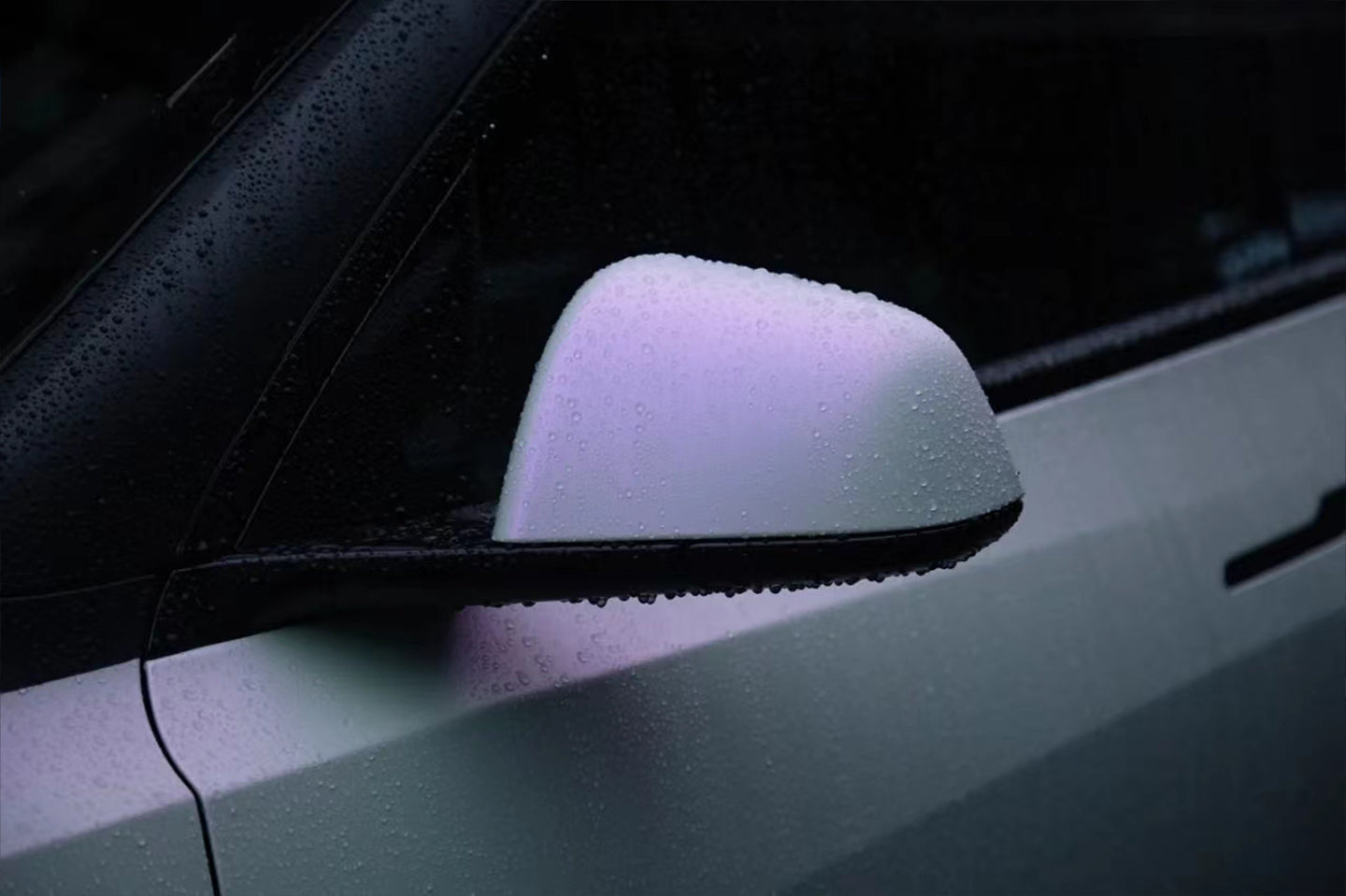 Ceramic White Turns Purple