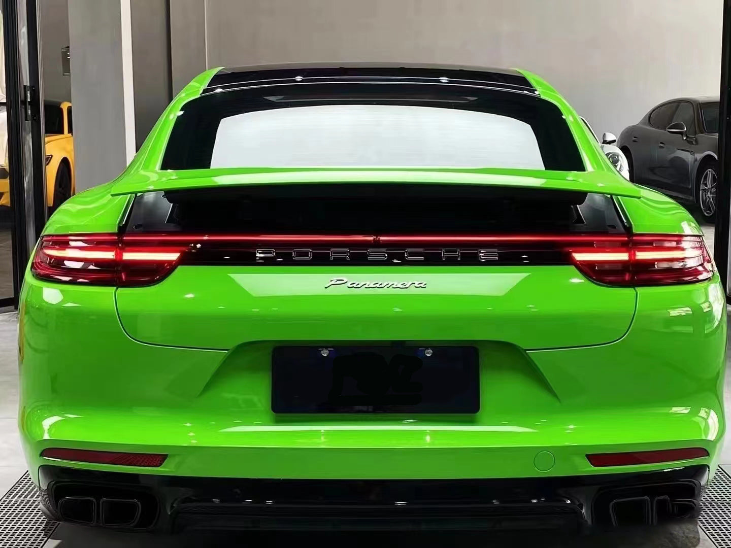PET Viper Green (Audi)