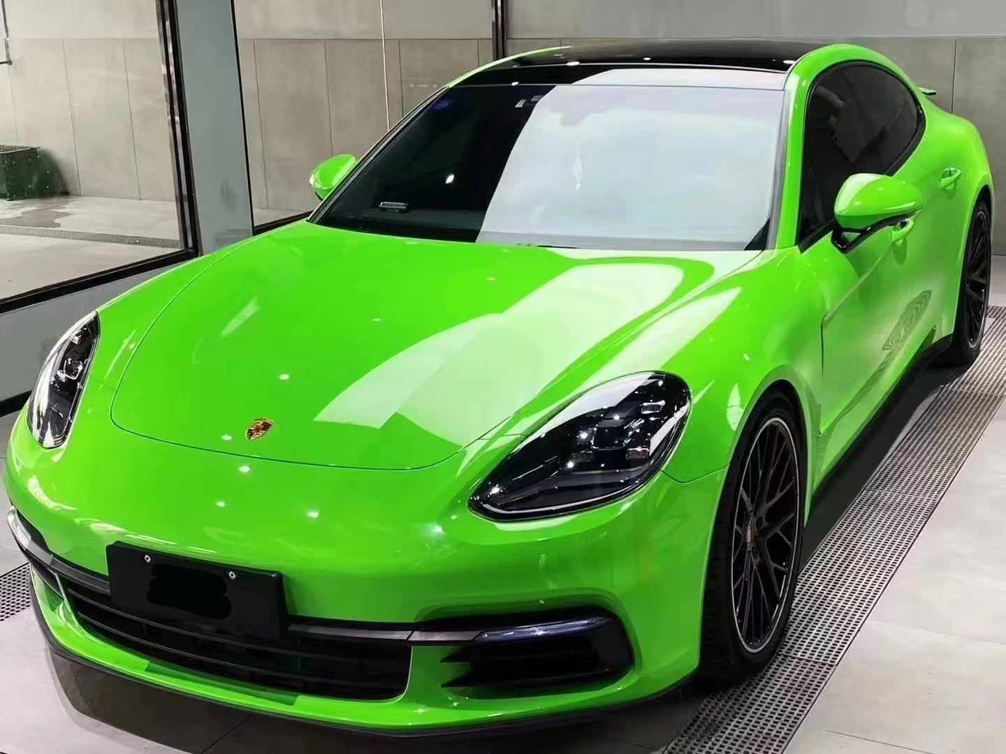 PET Viper Green (Audi)