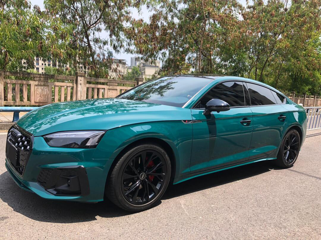 PET Hell Green (Audi)