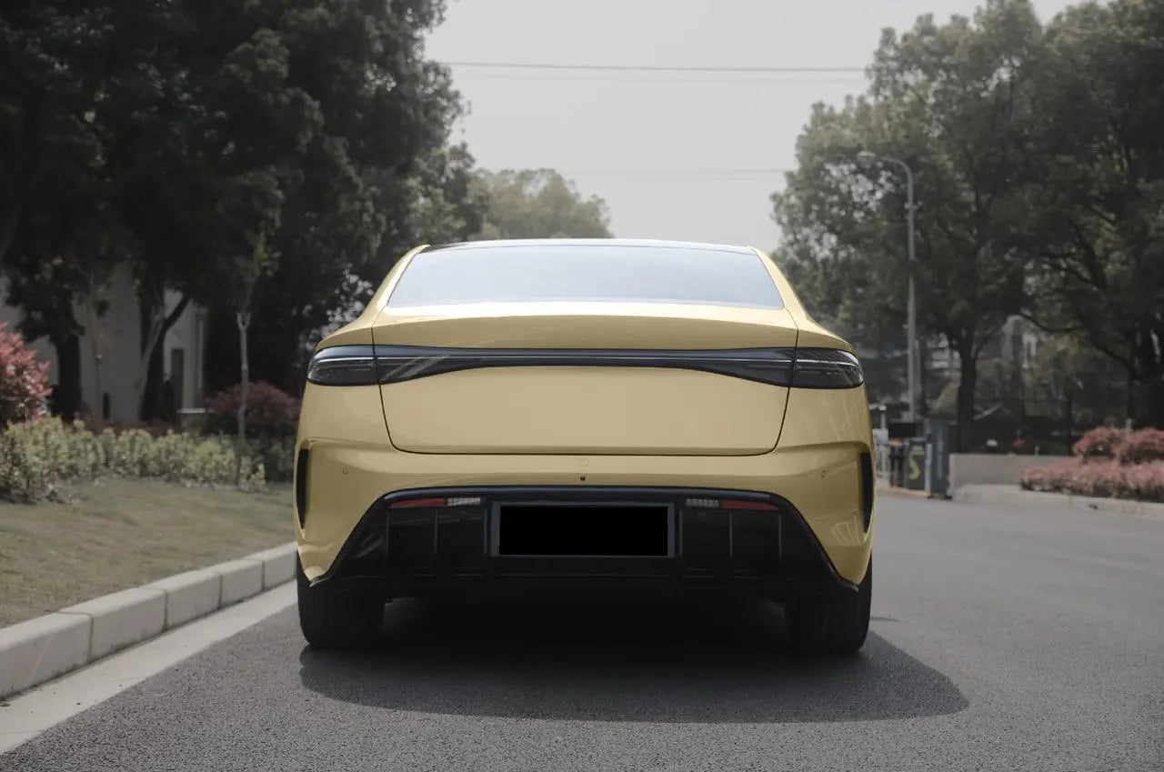 PET Milan Gold (BMW)