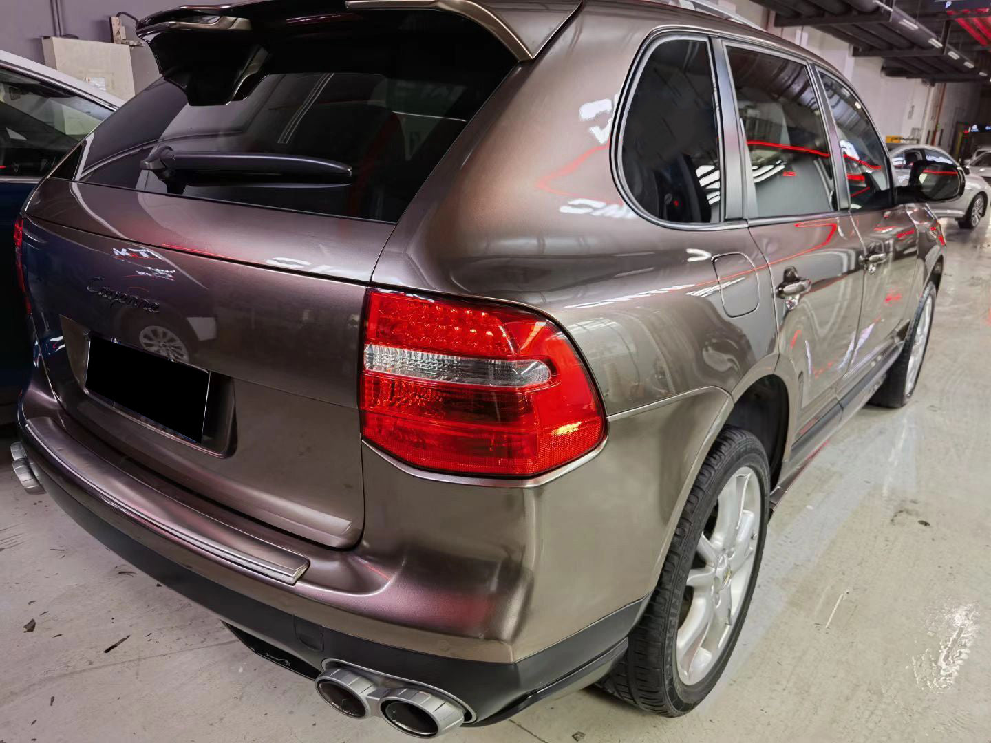 PET Bituminous Brown (Porsche)