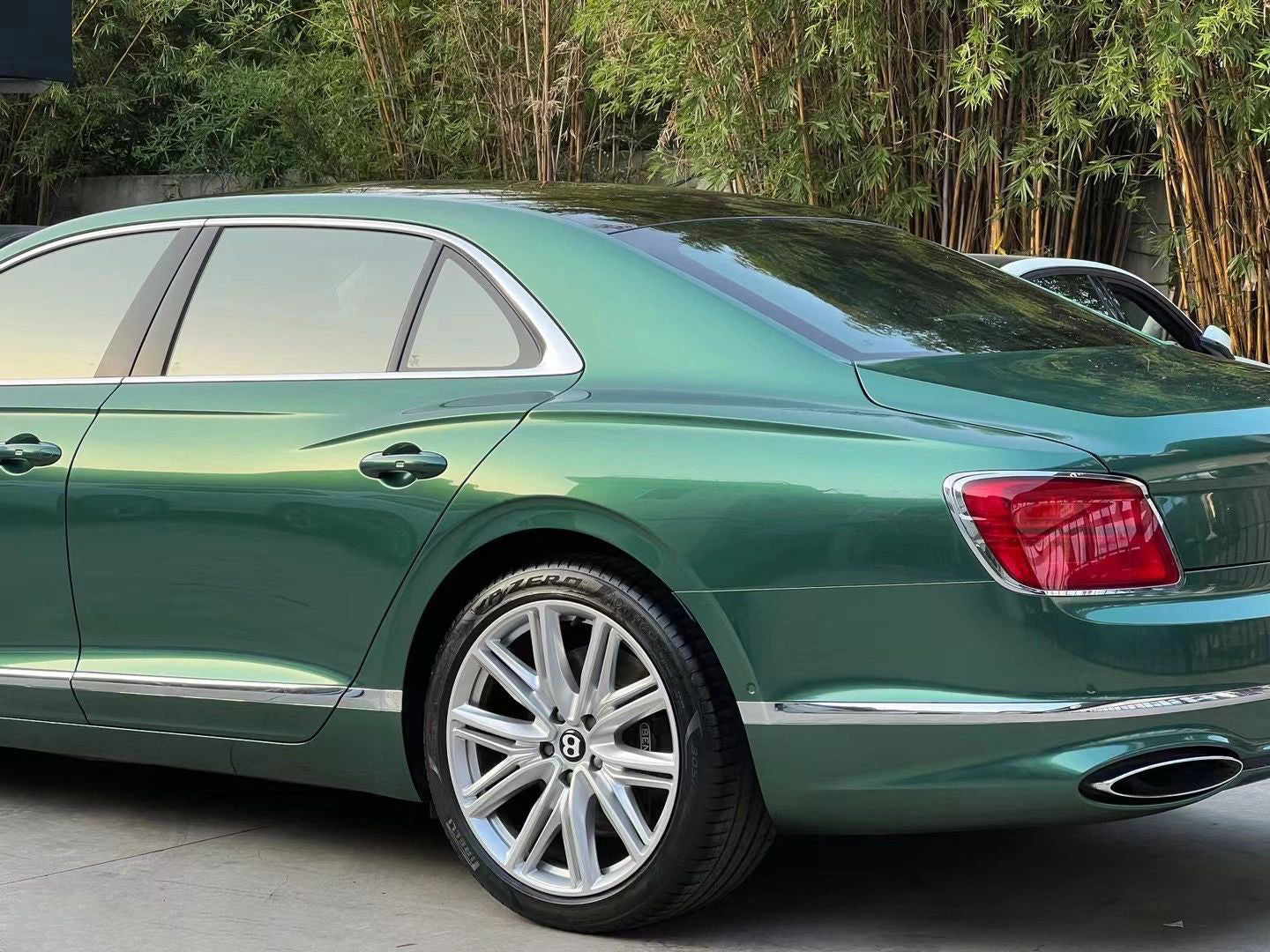 PET Jade Green (Bentley)