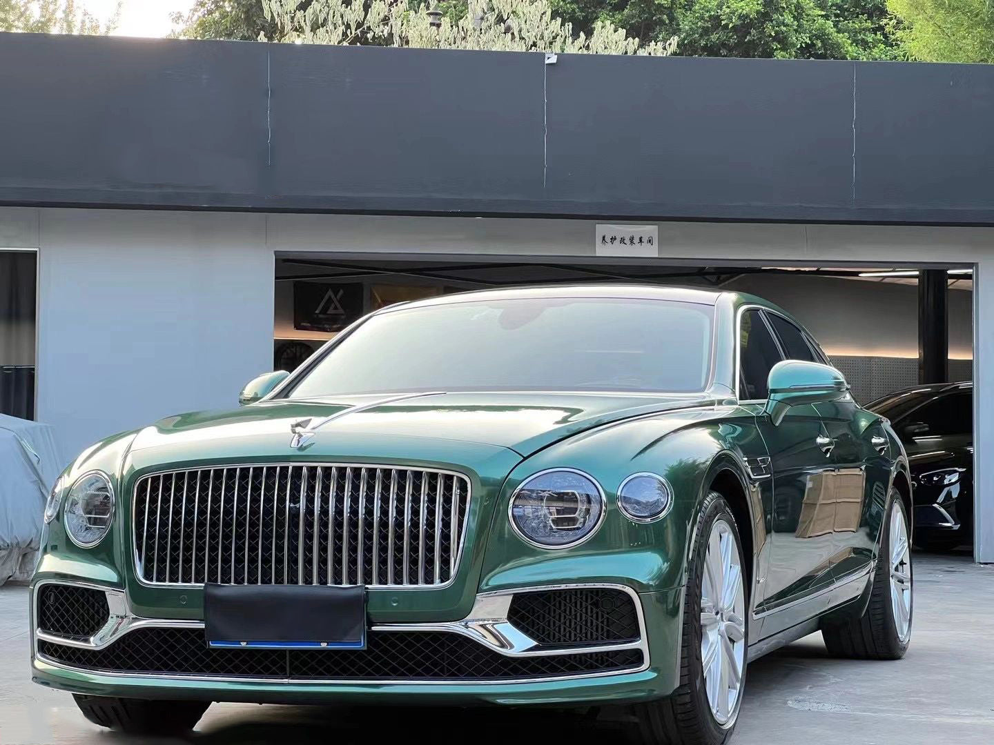 PET Jade Green (Bentley)
