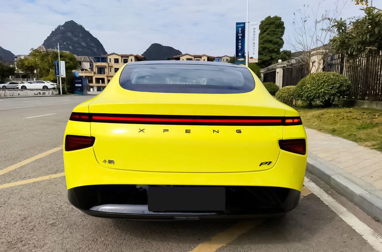 PET Lemon Yellow