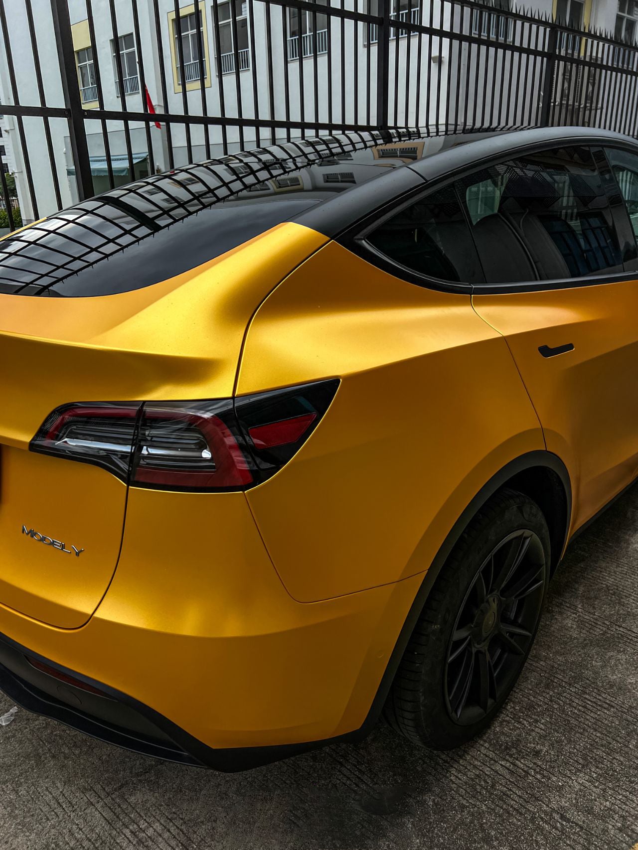 PET Energy Yellow